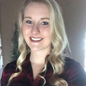 Meet your Posher, Hannah